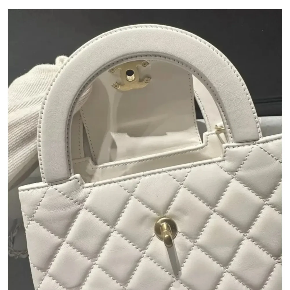 Chanel Ivory Quilted Mini Bag - Picture 3 of 4